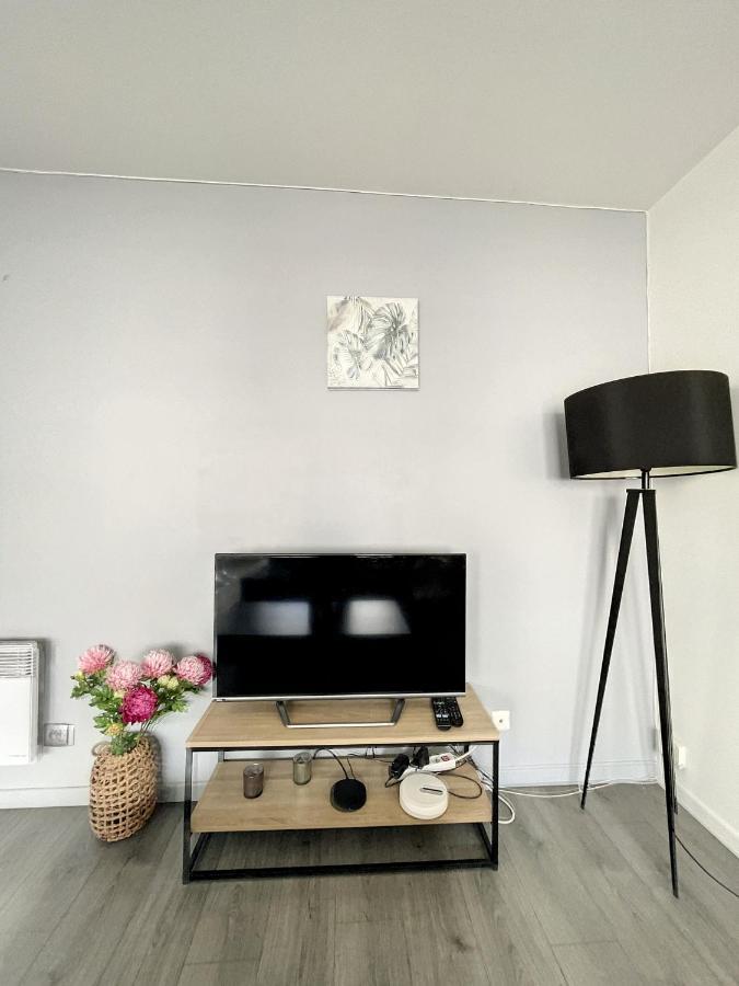 City & Cosy, Lyon Charcot- Wifi - Lave Linge - Balcon - Parking エクステリア 写真
