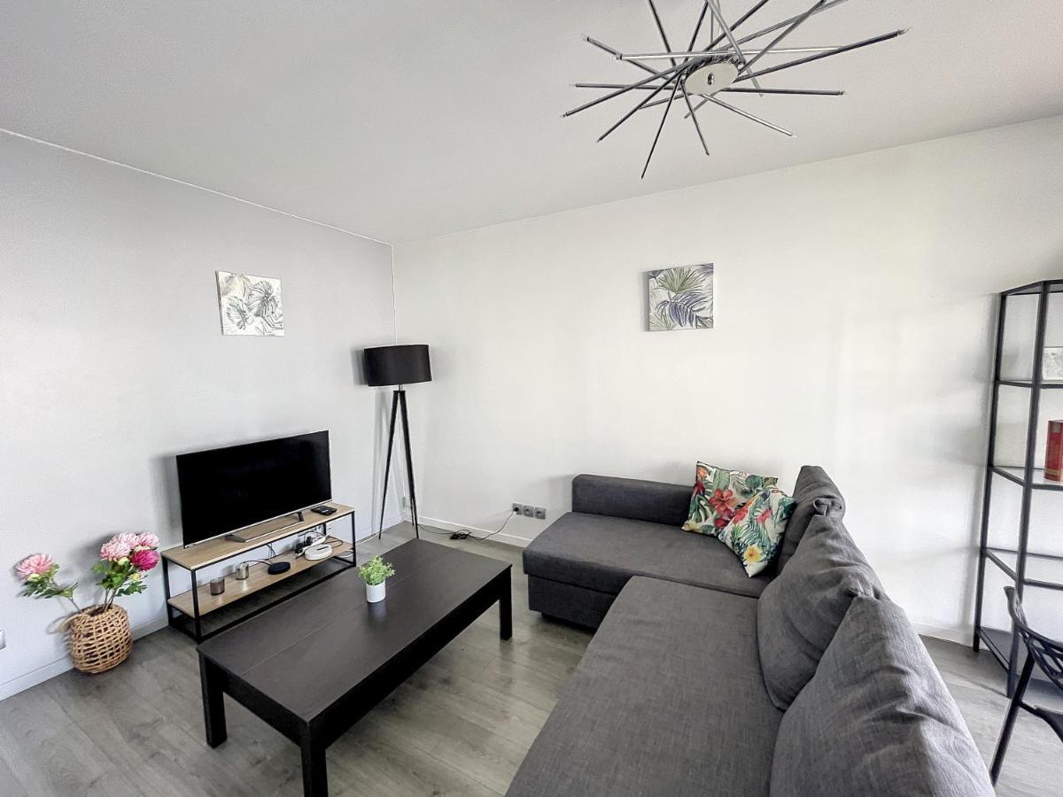 City & Cosy, Lyon Charcot- Wifi - Lave Linge - Balcon - Parking エクステリア 写真