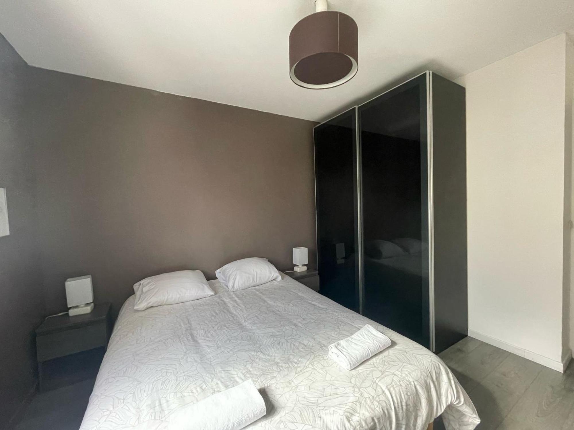 City & Cosy, Lyon Charcot- Wifi - Lave Linge - Balcon - Parking エクステリア 写真